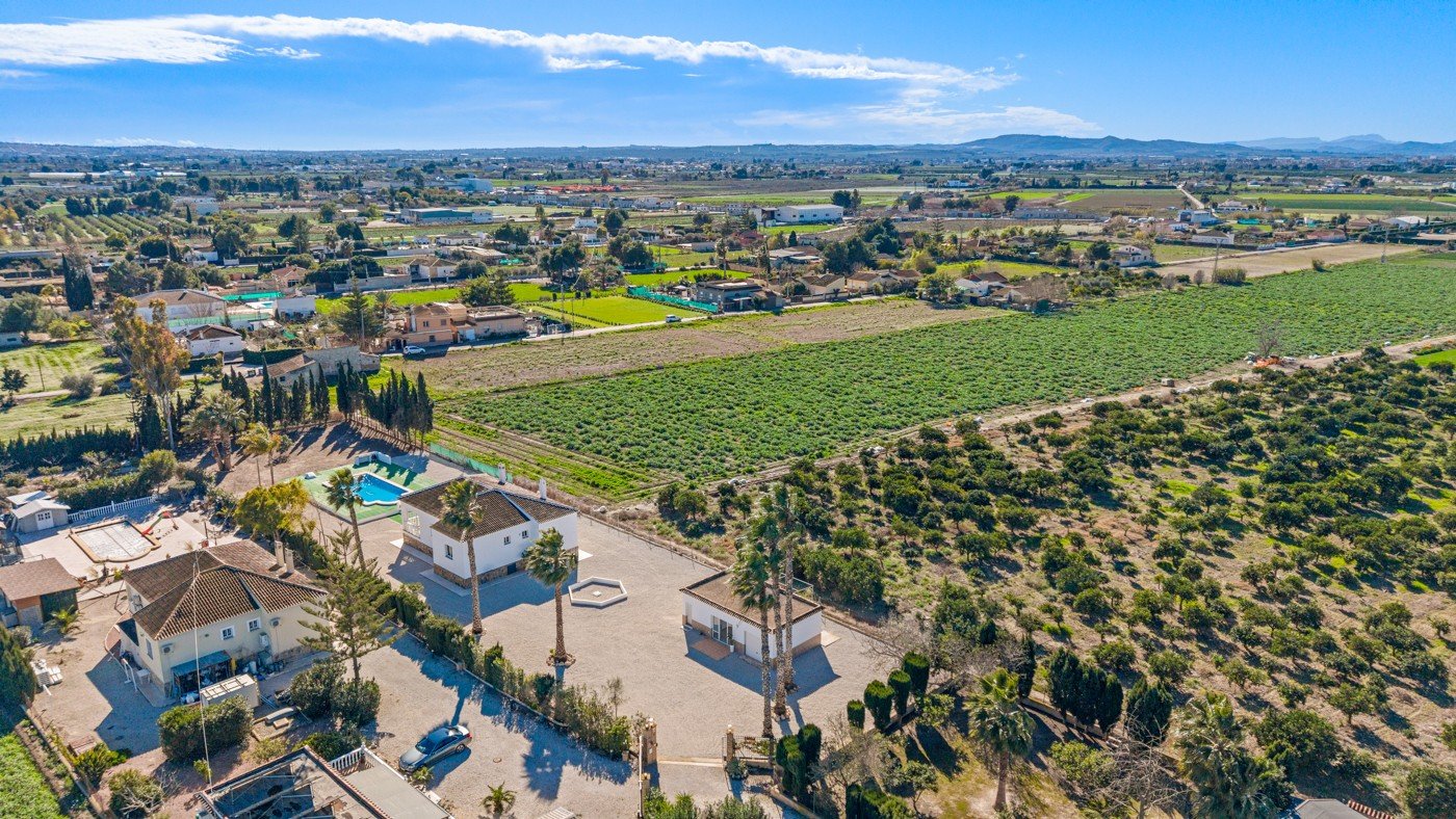 Finca in Dolores, Alicante, Spain 4 bedrooms, 222 sq.m. No. 155366