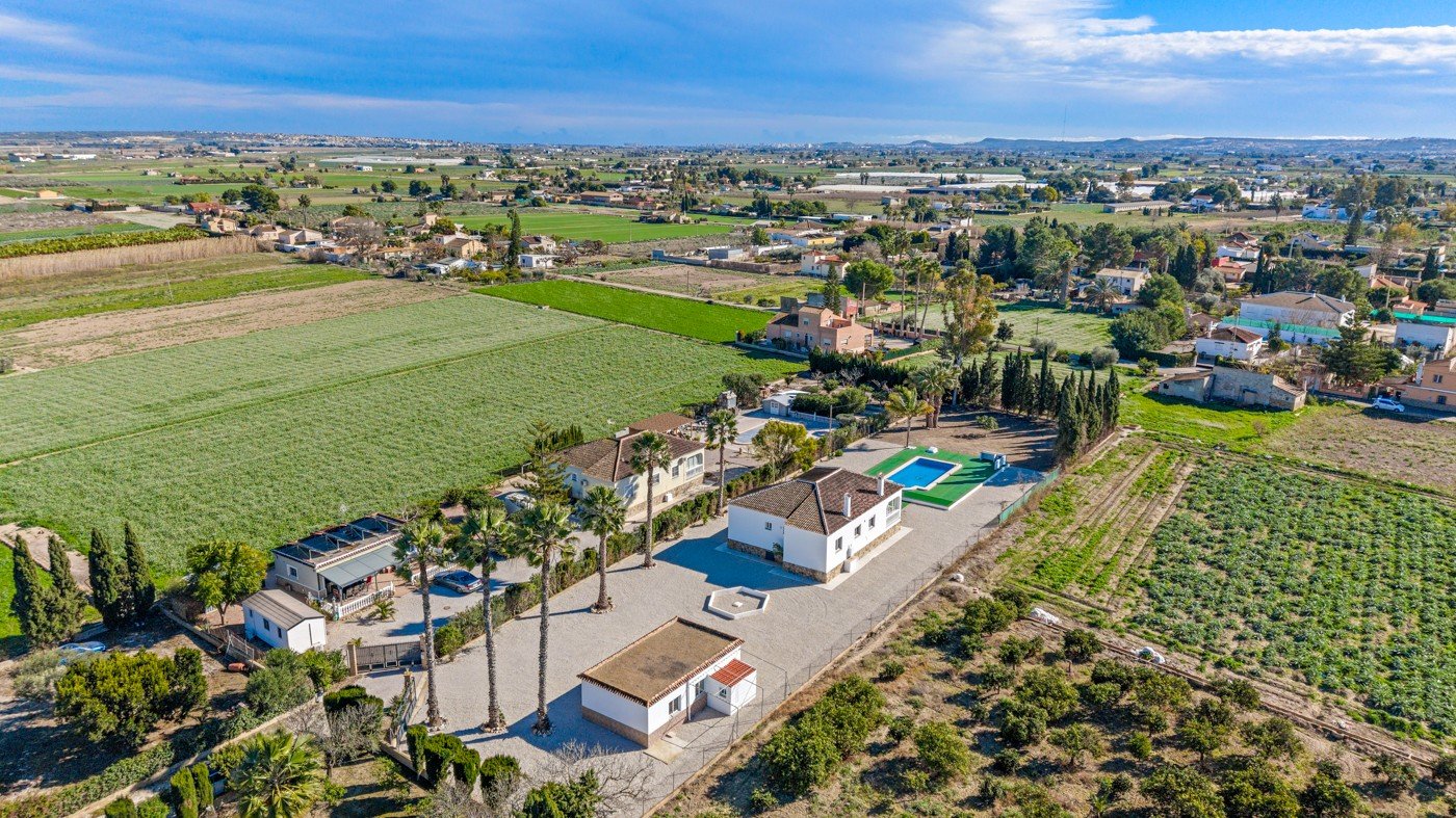 Finca in Dolores, Alicante, Spain 4 bedrooms, 222 sq.m. No. 155366