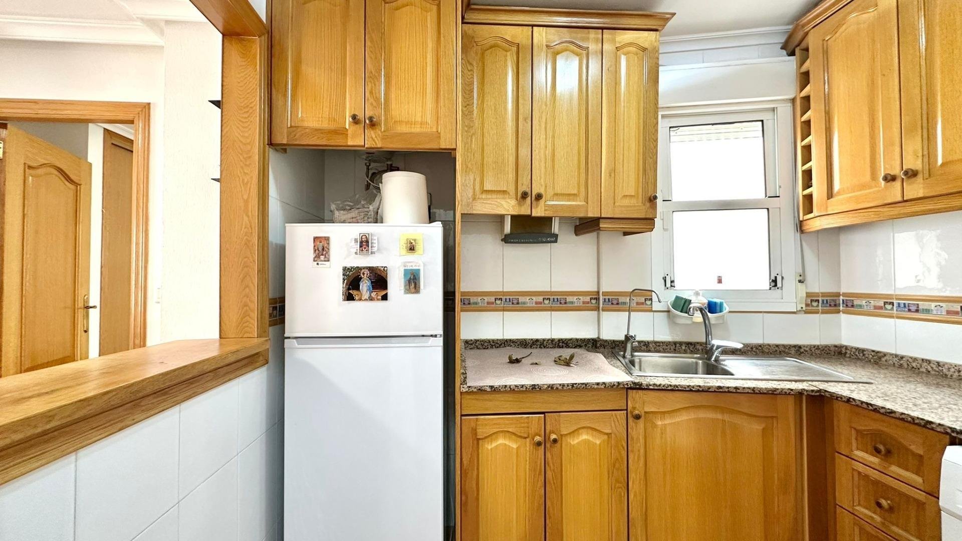 Apartment in Torrevieja, Alicante, Spain 2 bedrooms, 67 sq.m. No. 184347
