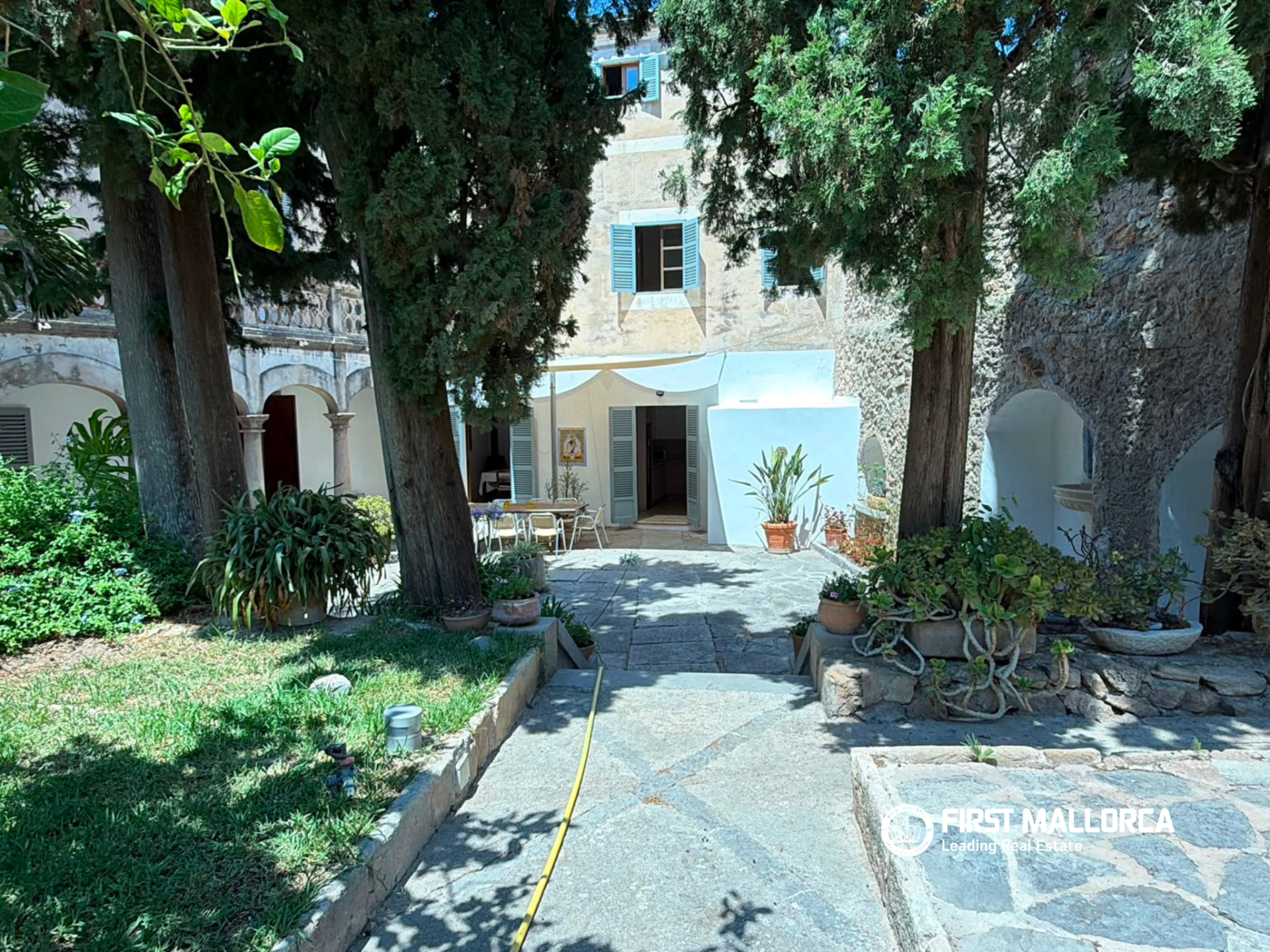 Townhouse in Arta, Mallorca, Spain 5 bedrooms, 560 sq.m. No. 181963