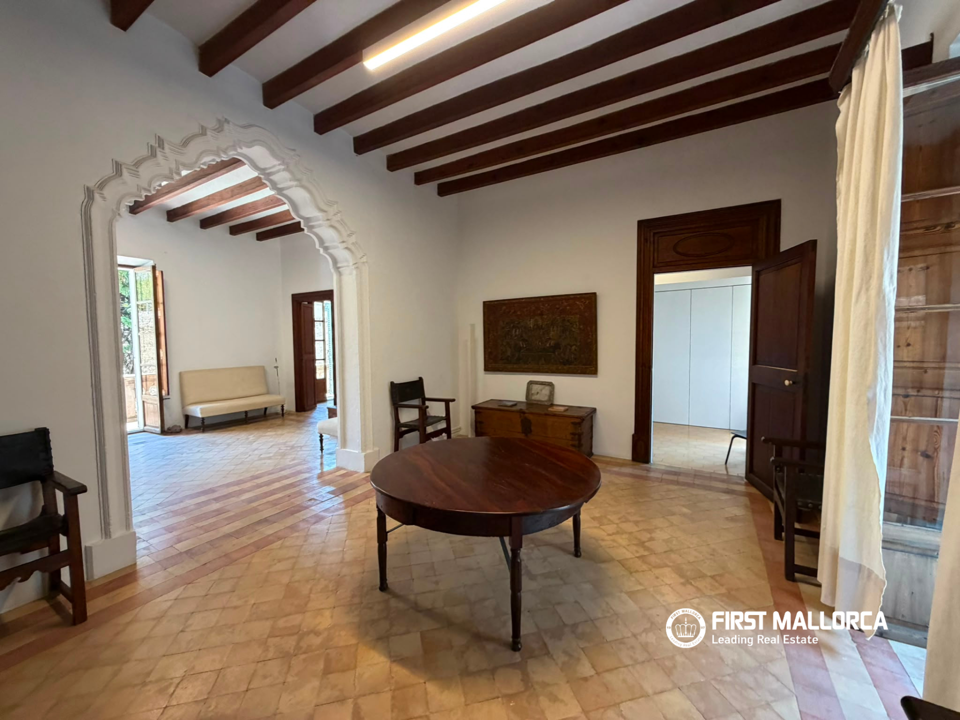 Townhouse in Arta, Mallorca, Spain 5 bedrooms, 560 sq.m. No. 181963