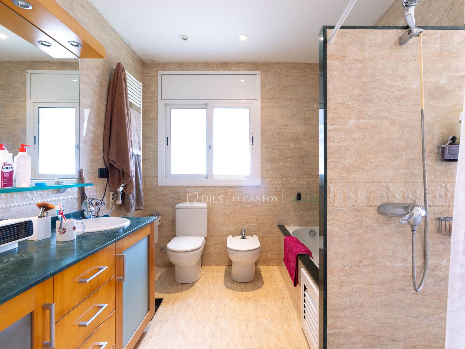 Villa Premia De Dalt, Barcelona, Spānijā 4 istabas, 290 m2 Nr. 164324