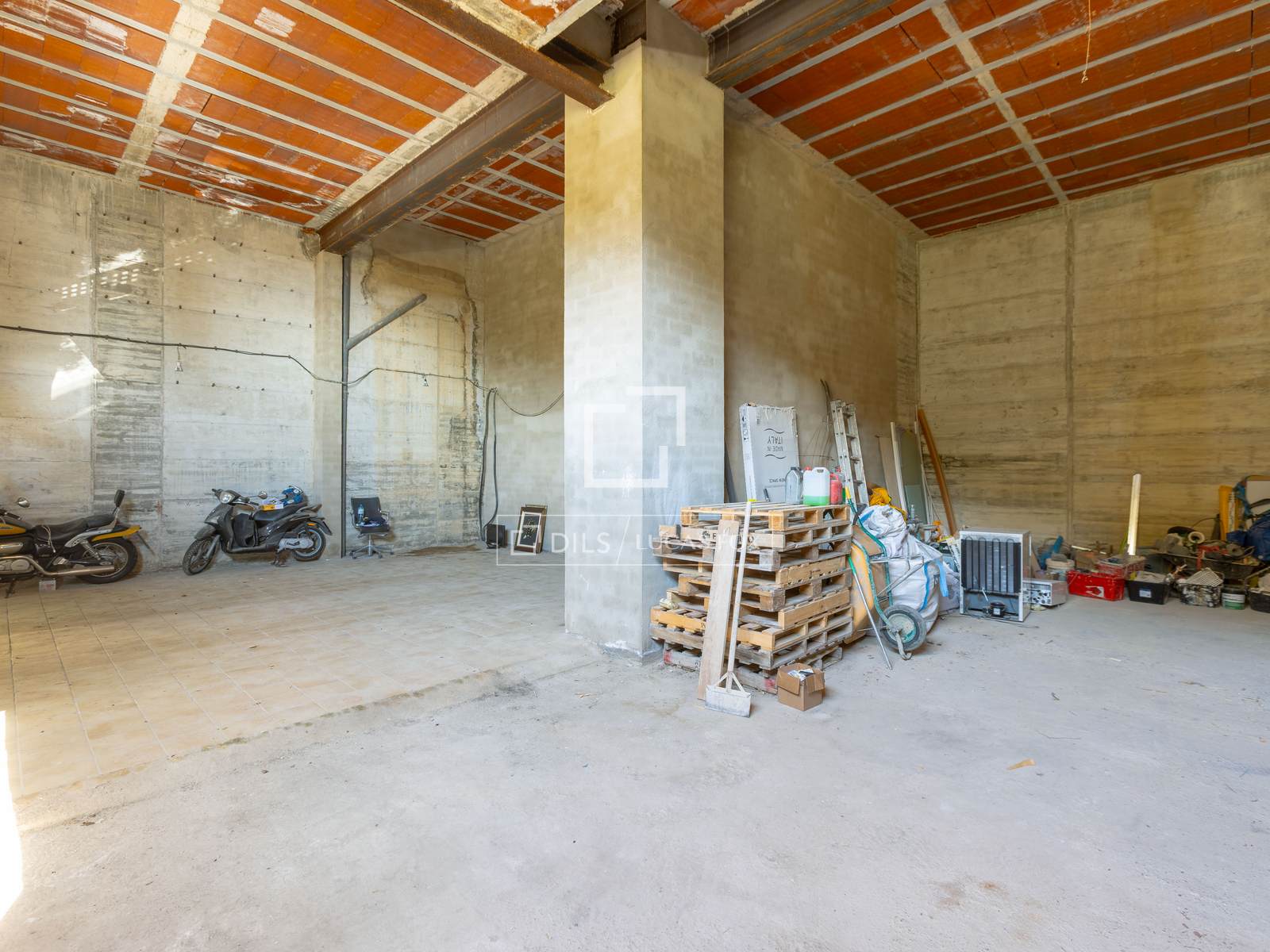 Villa Premia De Dalt, Barcelona, Spānijā 4 istabas, 290 m2 Nr. 164324
