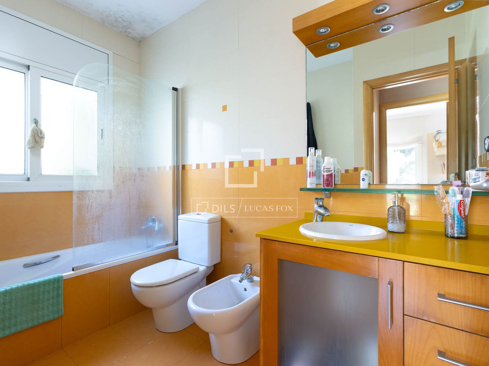 Villa Premia De Dalt, Barcelona, Spānijā 4 istabas, 290 m2 Nr. 164324