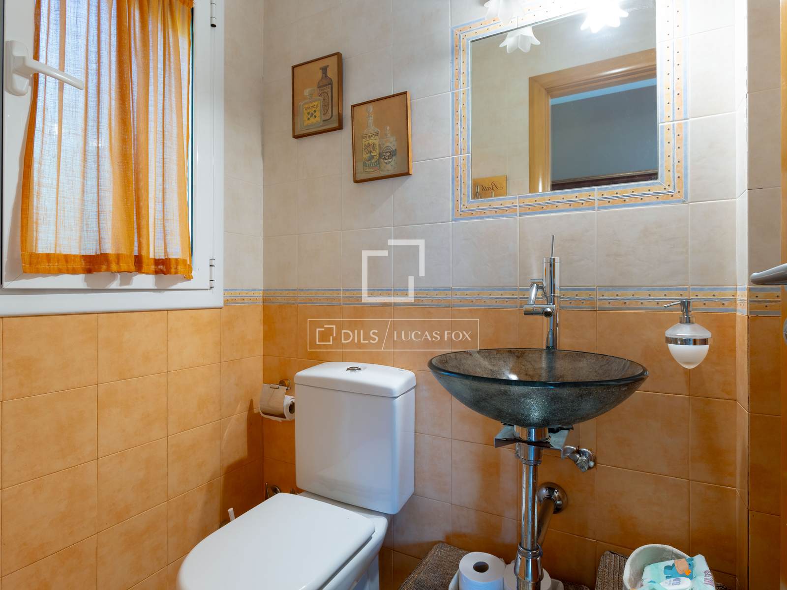 Villa Premia De Dalt, Barcelona, Spānijā 4 istabas, 290 m2 Nr. 164324