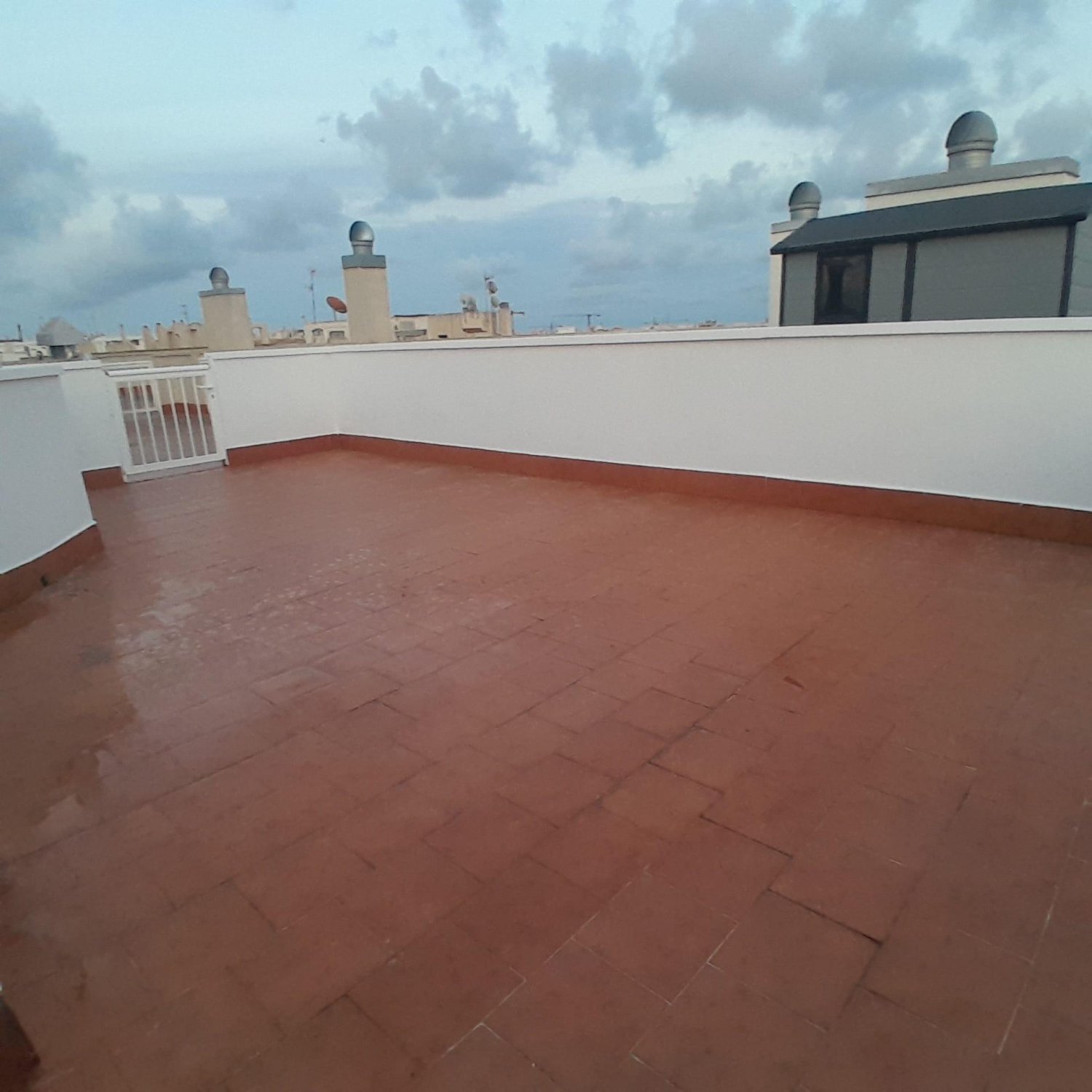 Kattohuoneisto Torrevieja, Alicante, Espanja 2 makuuhuonetta, 75 m2 No. 184342