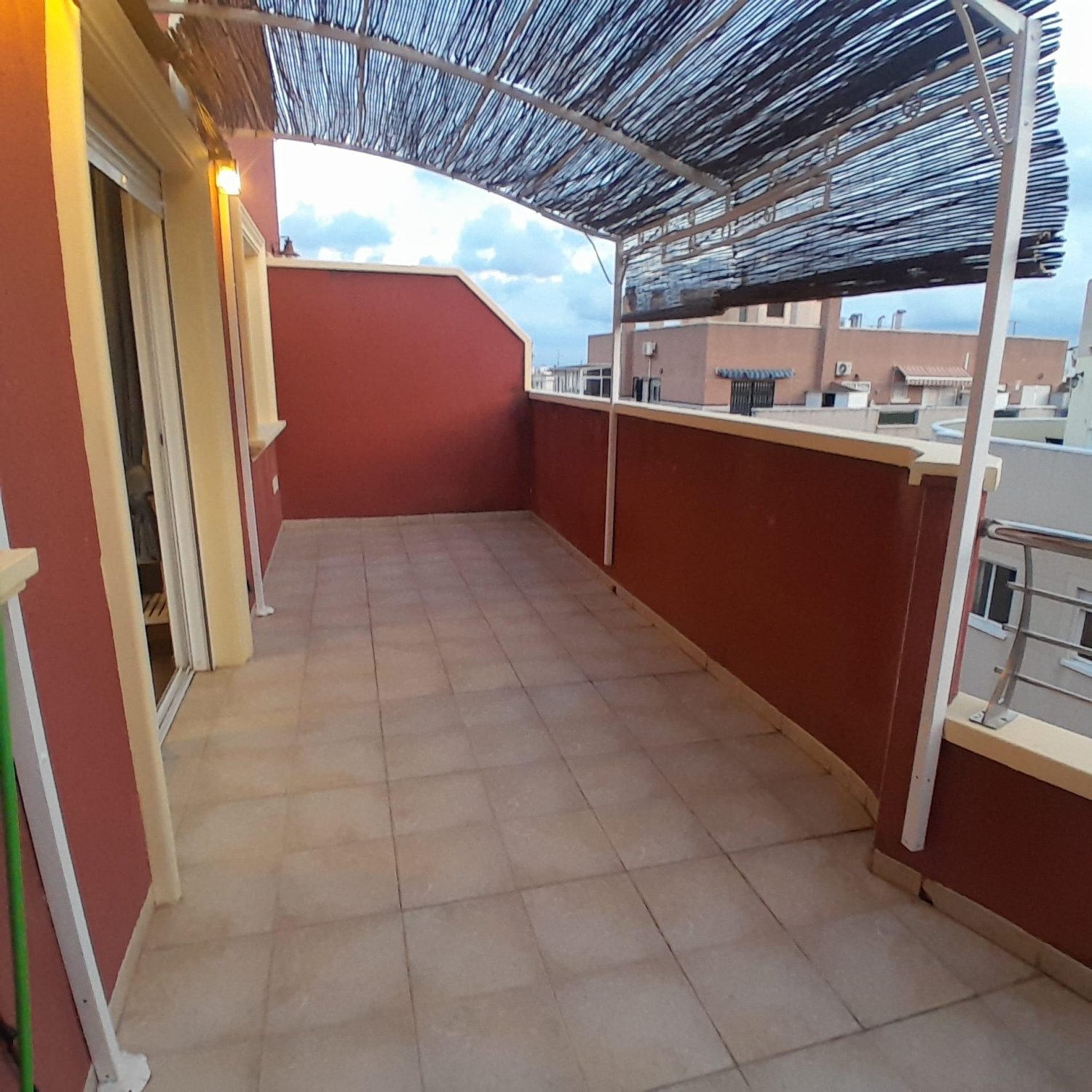 Kattohuoneisto Torrevieja, Alicante, Espanja 2 makuuhuonetta, 75 m2 No. 184342
