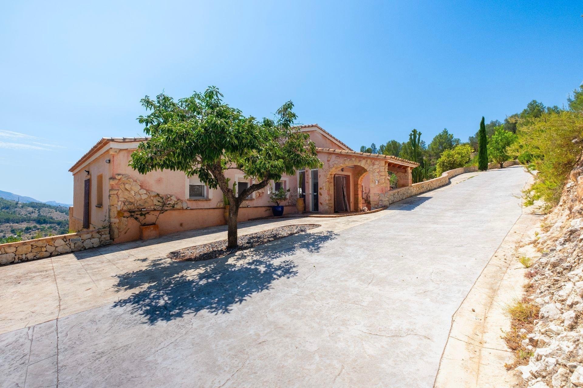 Villa en Polop, Alicante, España 3 dormitorios, 370 m2 No. 138227
