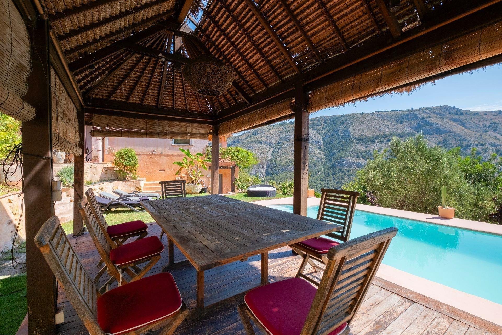 Villa en Polop, Alicante, España 3 dormitorios, 370 m2 No. 138227