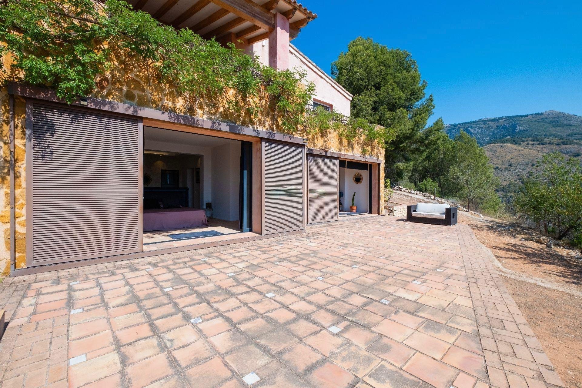Villa en Polop, Alicante, España 3 dormitorios, 370 m2 No. 138227