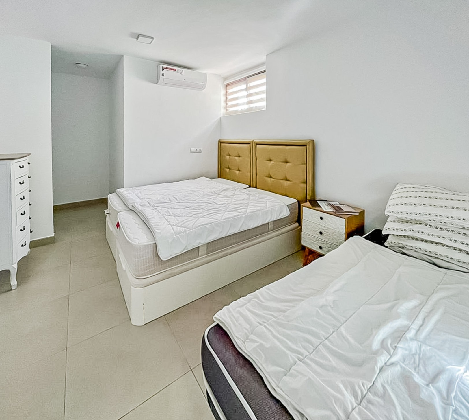 Villa i La Nucia, Alicante, Spanien 4 sovrum, 180 kvm. Nr. 196716