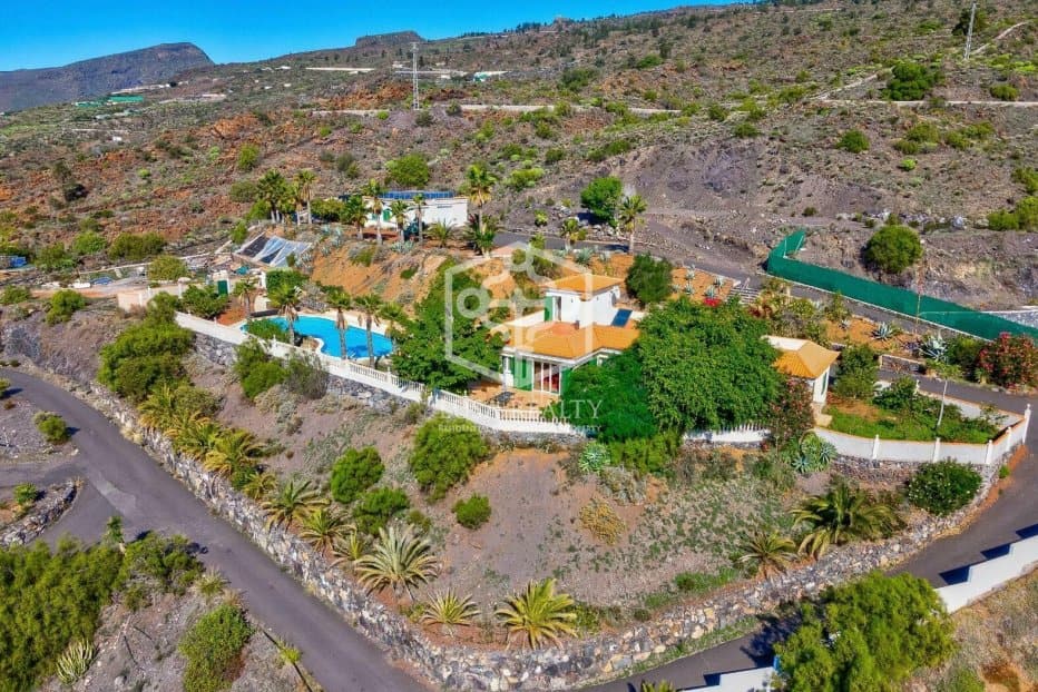 Villa en Guía de Isora, Tenerife, España 3 dormitorios, 150 m2 No. 96006