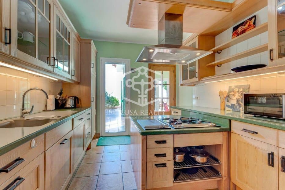 Villa en Guía de Isora, Tenerife, España 3 dormitorios, 150 m2 No. 96006