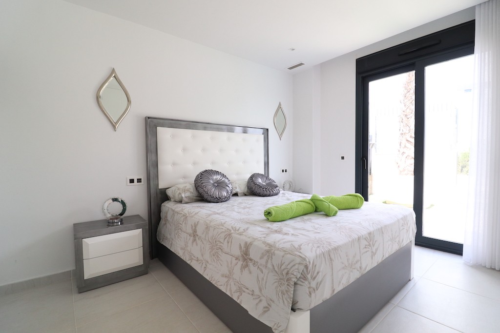 Villa in San Miguel de Salinas, Alicante, Spanien 3 Schlafzimmer, 125 m2 Nr. 145252