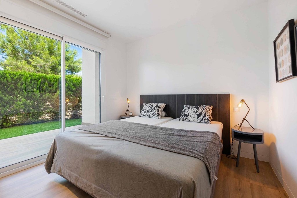 Apartamento en Campoamor, Alicante, España 2 dormitorios, 115 m2 No. 145249