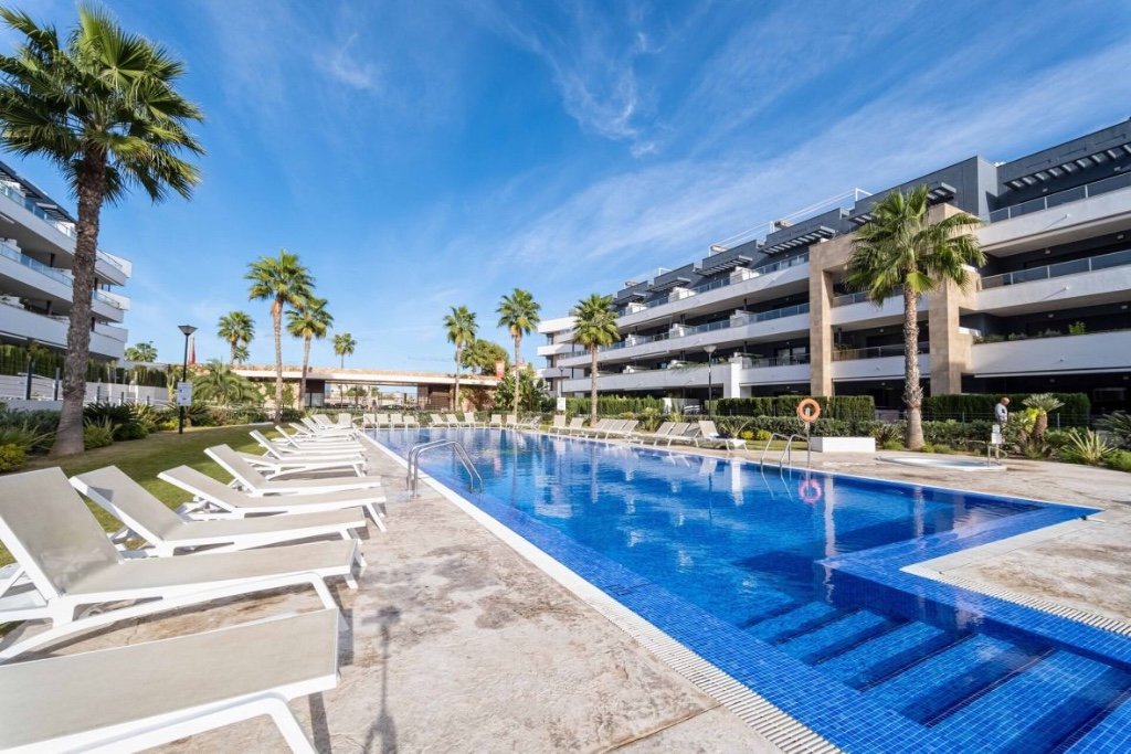 Dzīvoklis La Zenia, Alicante, Spānijā 3 istabas, 114 m2 Nr. 145253