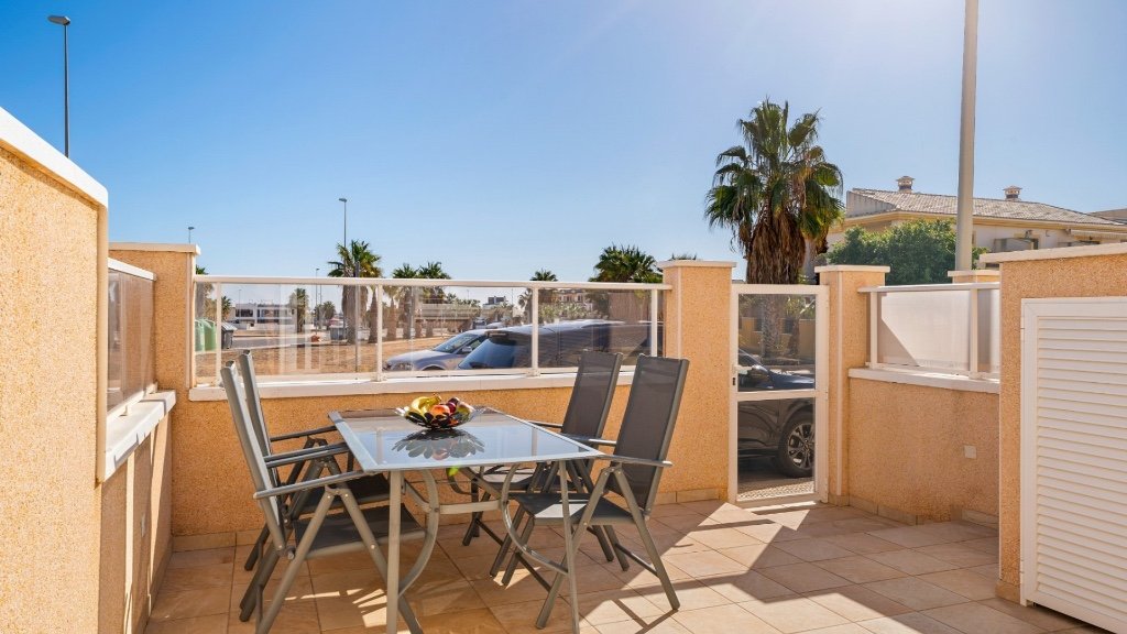 Townhouse in Cabo Roig, Alicante, Spanien 3 Schlafzimmer, 71 m2 Nr. 145255
