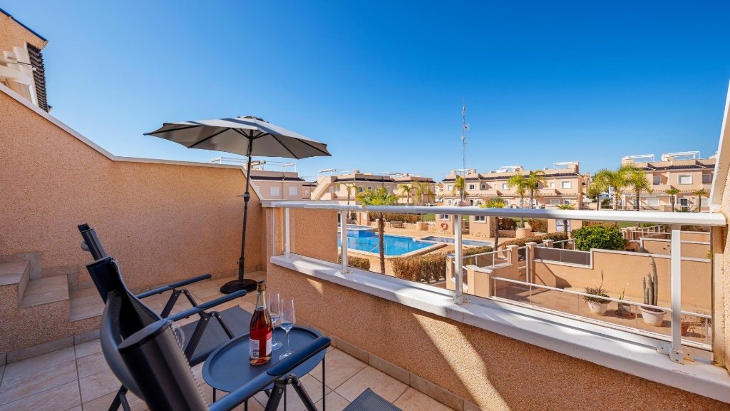 Townhouse in Cabo Roig, Alicante, Spanien 3 Schlafzimmer, 71 m2 Nr. 145255