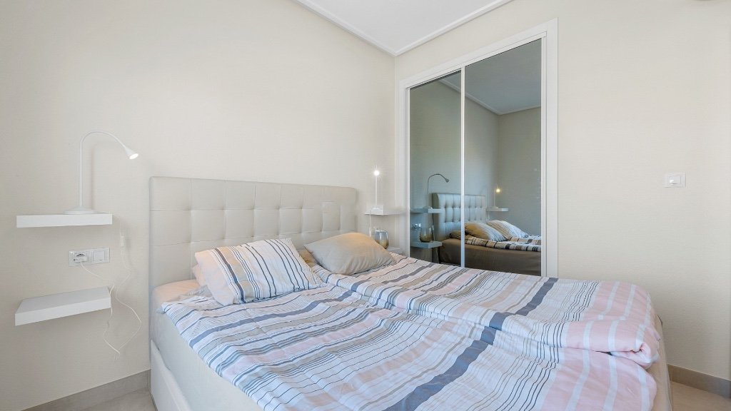Townhouse in Cabo Roig, Alicante, Spanien 3 Schlafzimmer, 71 m2 Nr. 145255