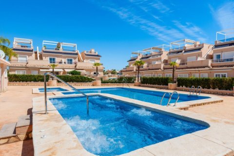 Rindu māja Cabo Roig, Alicante, Spānijā 3 istabas, 71 m2 Nr. 145255