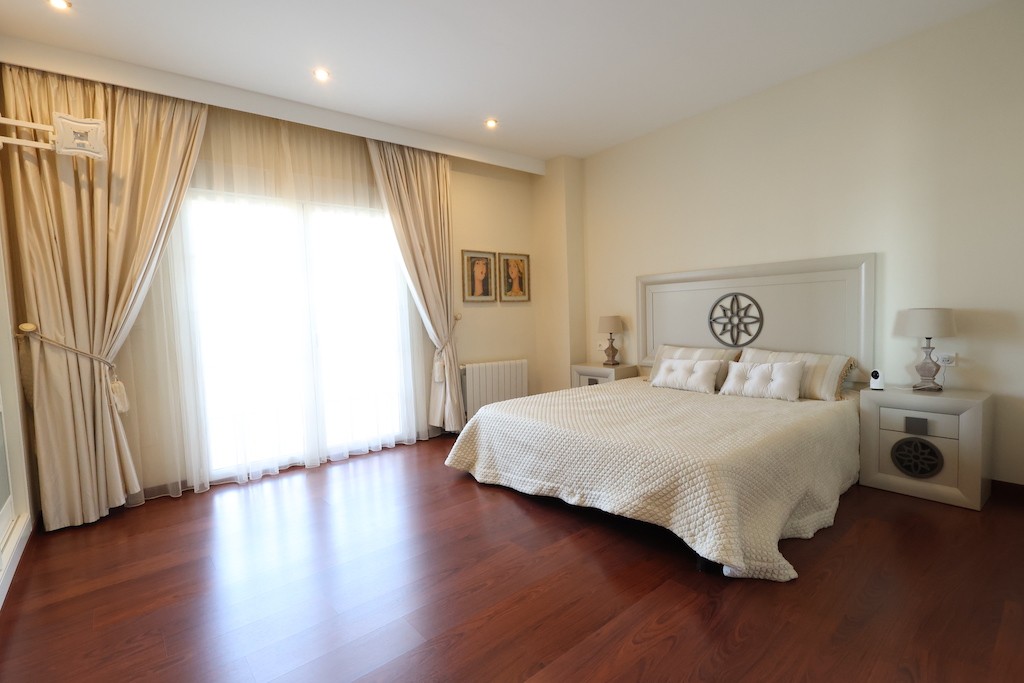 Villa i Ciudad Quesada, Alicante, Spanien 5 sovrum, 355 kvm. Nr. 145251