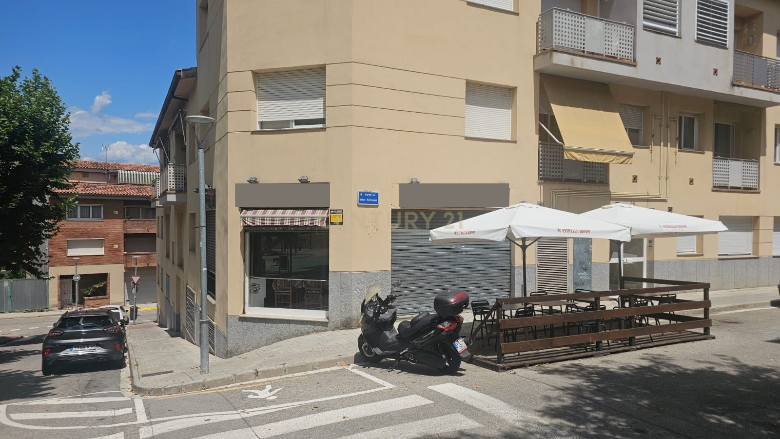 Tienda al por menor en Santa Perpetua De Mogoda, Barcelona, España 1 dormitorio, 59 m2 No. 191299