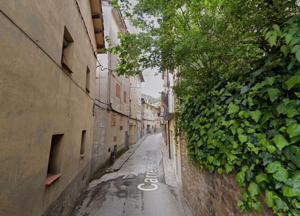 Kommersiell fastighet i Berga, Barcelona, Spanien 9 sovrum, 391 kvm. Nr. 191297
