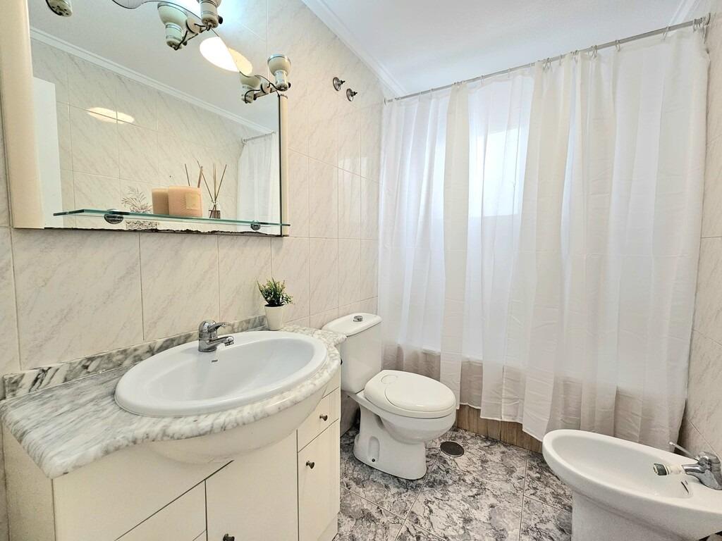 Huoneisto Torrevieja, Alicante, Espanja 3 makuuhuonetta, 75 m2 No. 194222