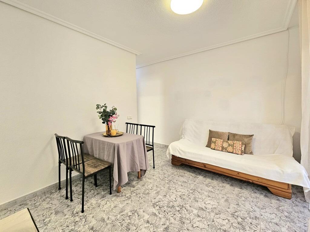 Huoneisto Torrevieja, Alicante, Espanja 3 makuuhuonetta, 75 m2 No. 194222