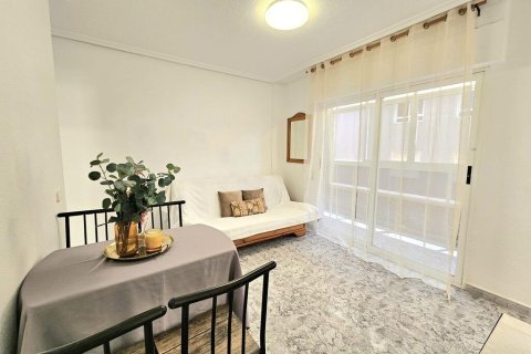 Apartment in Torrevieja, Alicante, Spain 3 bedrooms, 75 sq.m. No. 194222