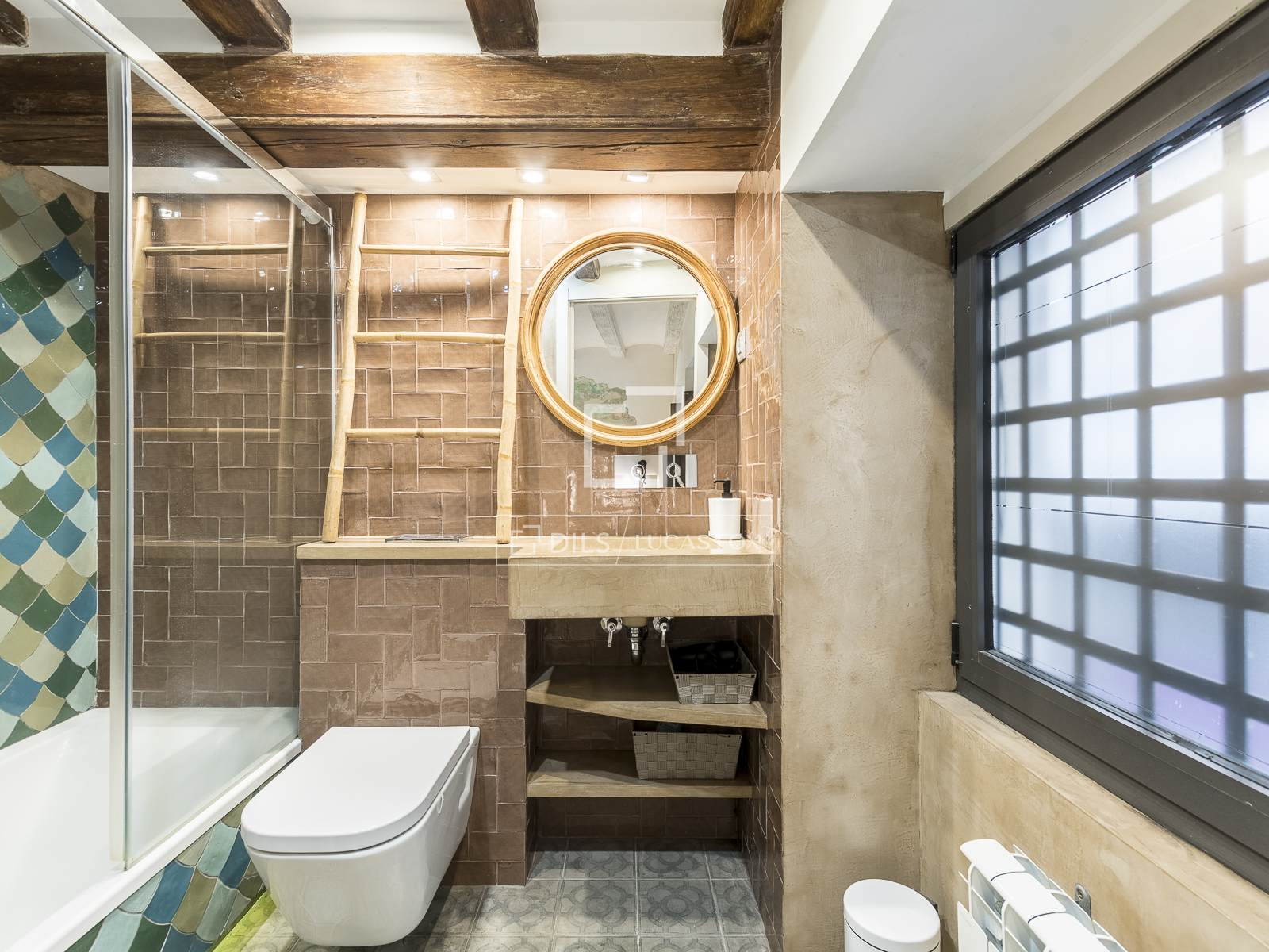 Wohnung in Barcelona, Spanien 4 Schlafzimmer, 123 m2 Nr. 164899