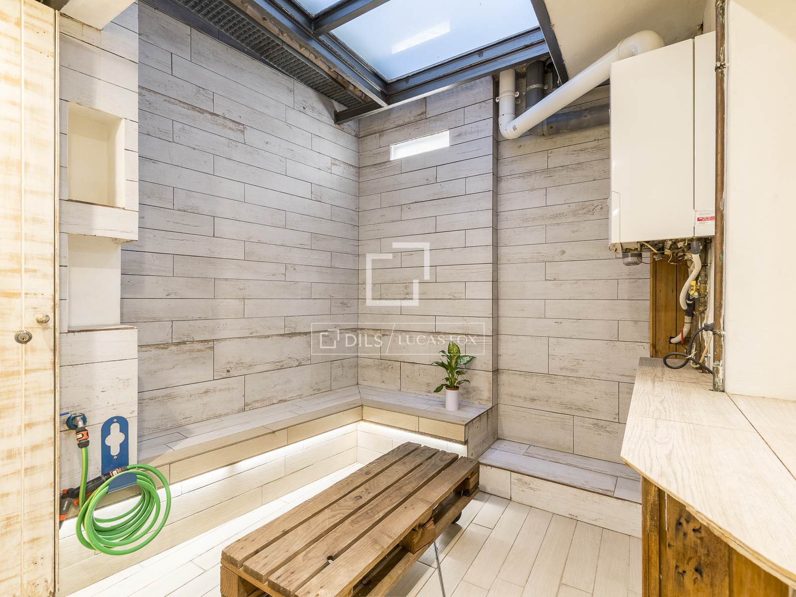 Wohnung in Barcelona, Spanien 4 Schlafzimmer, 123 m2 Nr. 164899