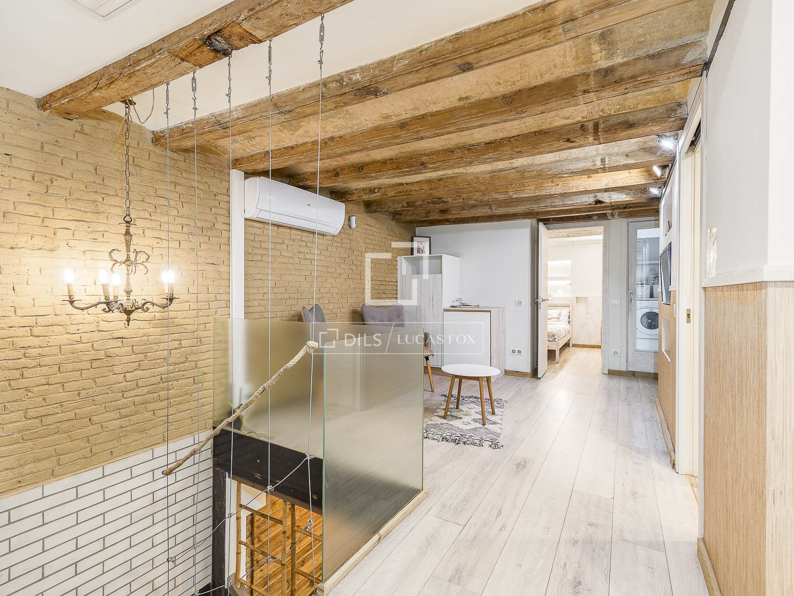 Wohnung in Barcelona, Spanien 4 Schlafzimmer, 123 m2 Nr. 164899