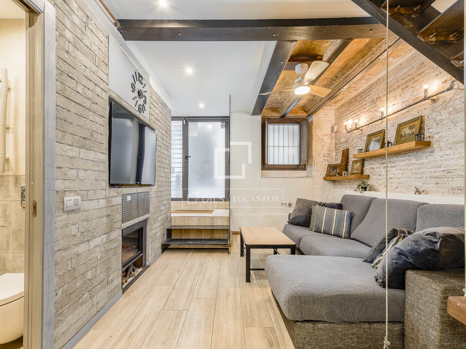Wohnung in Barcelona, Spanien 4 Schlafzimmer, 123 m2 Nr. 164899