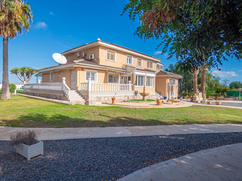 Villa à San Miguel de Salinas, Alicante, Espagne 7 chambres, 416 m2 No. 151839