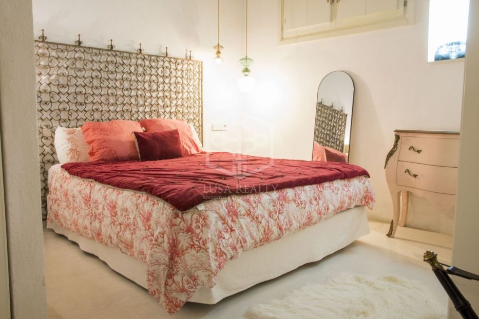 Huoneisto Barcelona, Espanja 3 makuuhuonetta, 224 m2 No. 78360