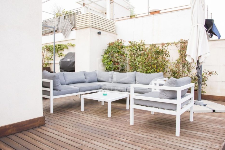 Huoneisto Barcelona, Espanja 3 makuuhuonetta, 224 m2 No. 78360