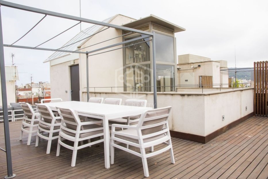 Huoneisto Barcelona, Espanja 3 makuuhuonetta, 224 m2 No. 78360