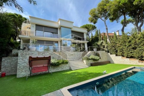 Villa à Calonge, Girona, Espagne 4 chambres, 300 m2 No. 78361