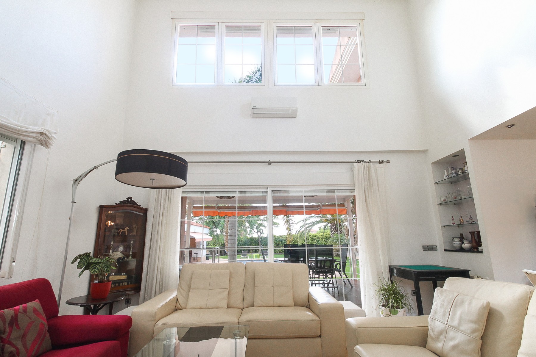 Villa en Alicante, España 6 dormitorios, 395 m2 No. 155082