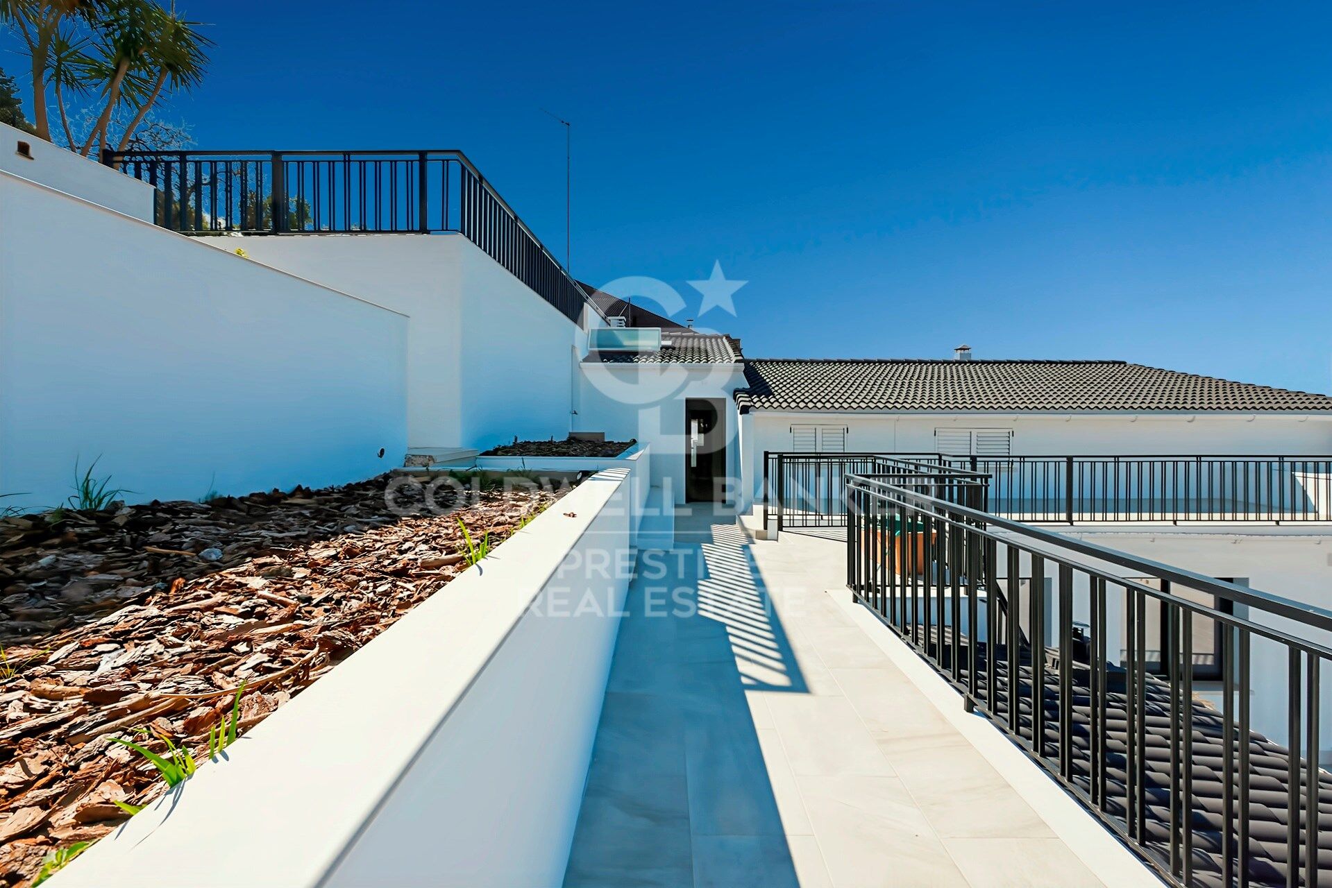 House à Esplugues de Llobregat, Barcelona, Espagne 7 chambres, 510 m2 No. 157624