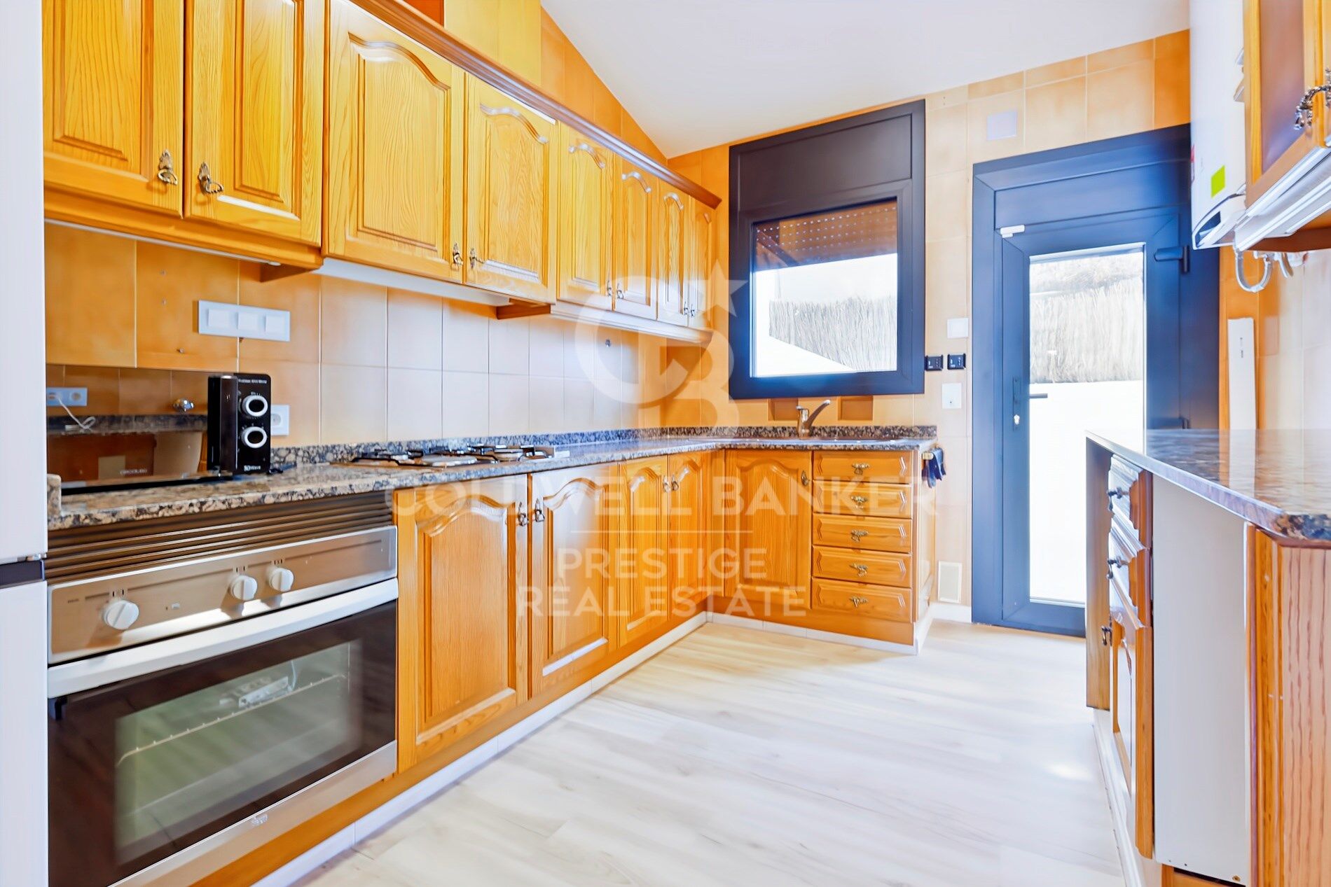 House à Esplugues de Llobregat, Barcelona, Espagne 7 chambres, 510 m2 No. 157624