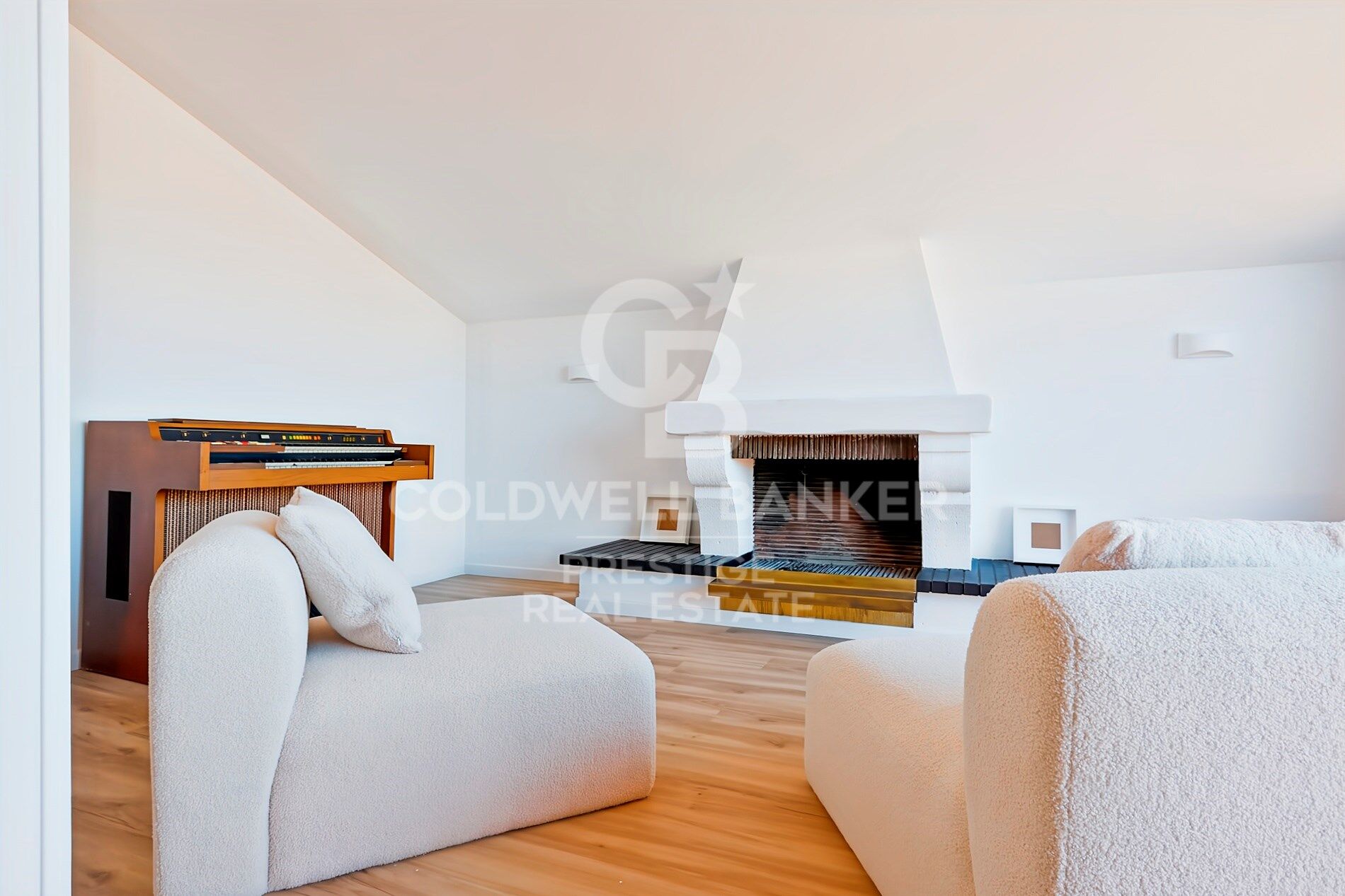 House à Esplugues de Llobregat, Barcelona, Espagne 7 chambres, 510 m2 No. 157624