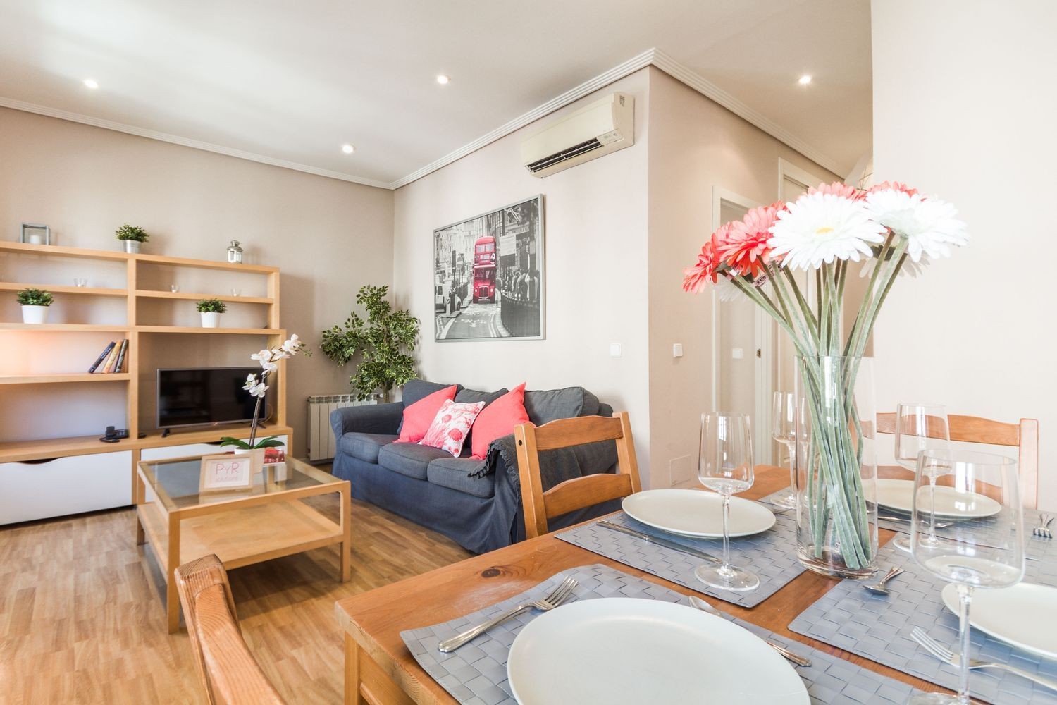Wohnung in Madrid, Spanien 2 Schlafzimmer, 84 m2 Nr. 134726