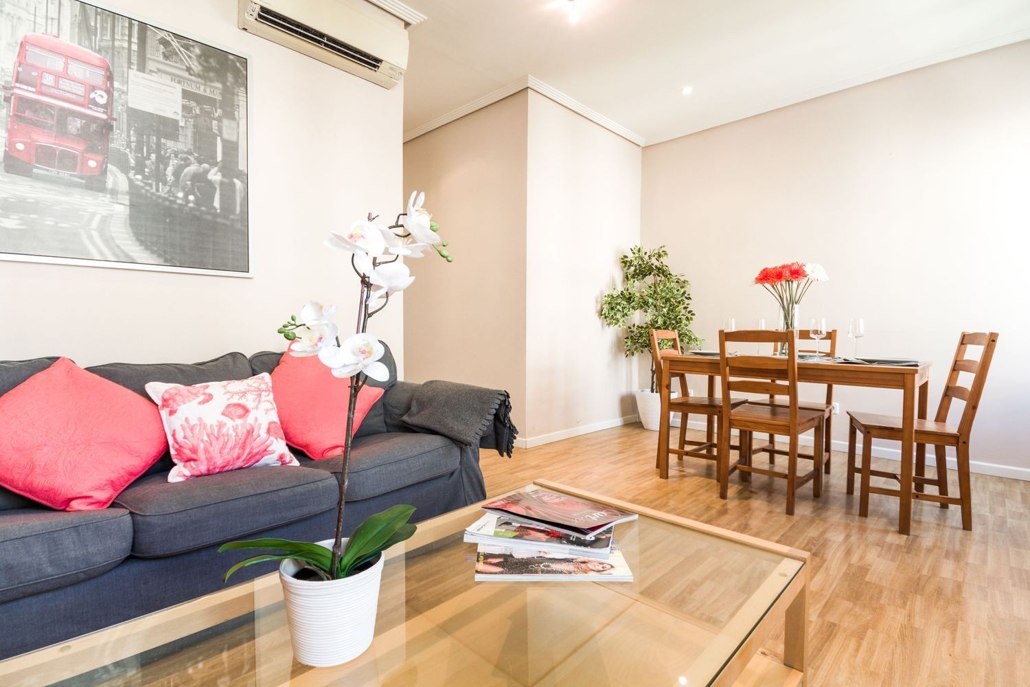 Wohnung in Madrid, Spanien 2 Schlafzimmer, 84 m2 Nr. 134726