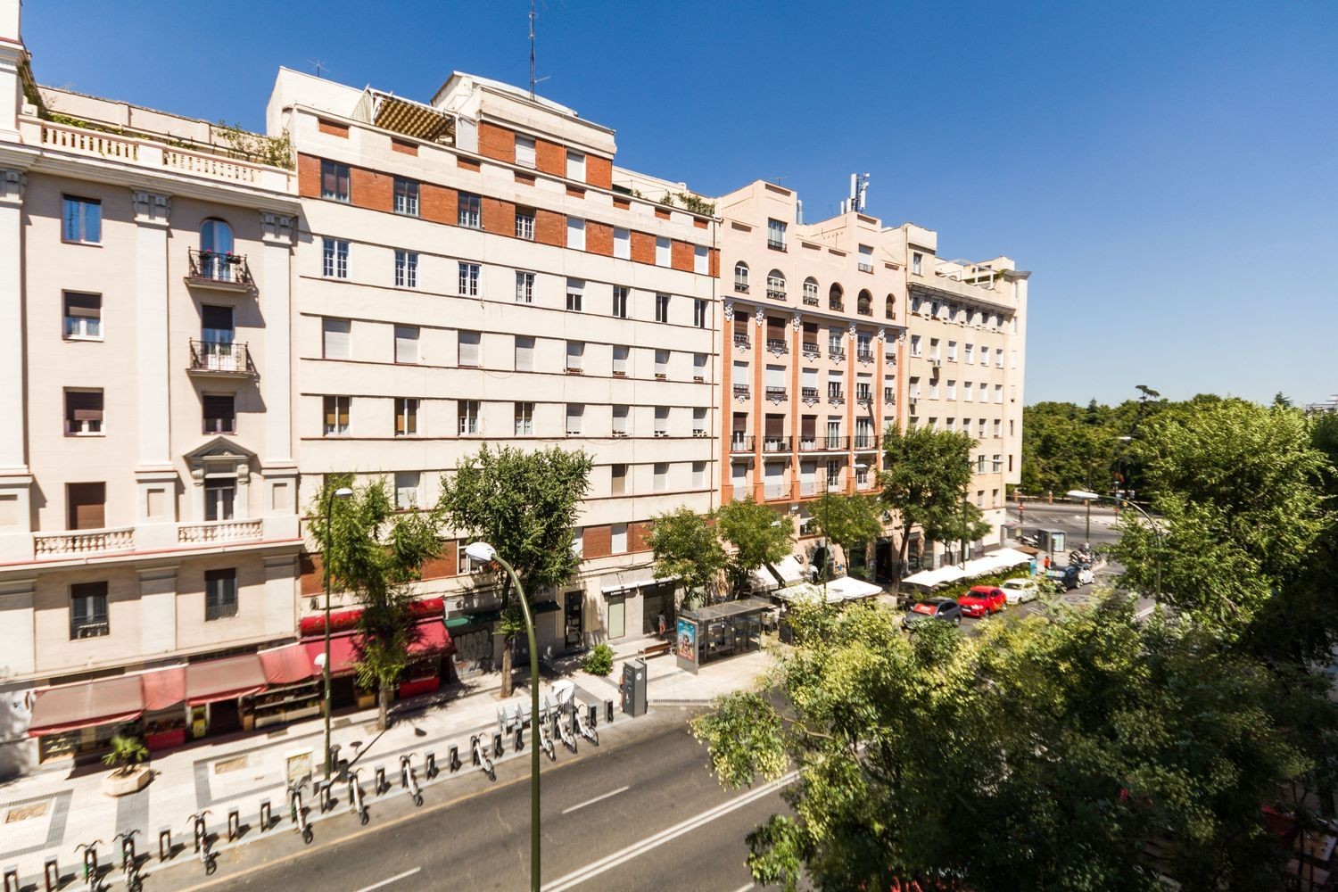 Wohnung in Madrid, Spanien 2 Schlafzimmer, 84 m2 Nr. 134726