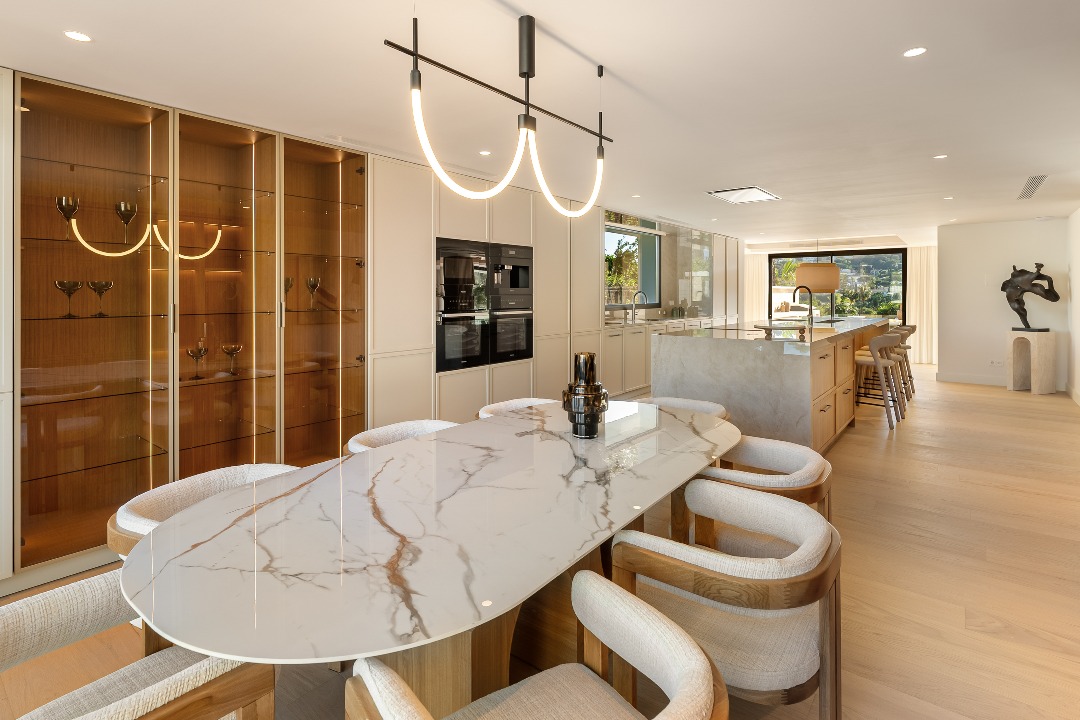 Villa en Marbella, Málaga, España 6 dormitorios, 840 m2 No. 134725