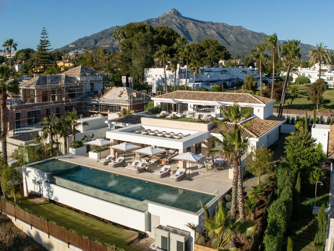 Villa en Marbella, Málaga, España 6 dormitorios, 840 m2 No. 134725