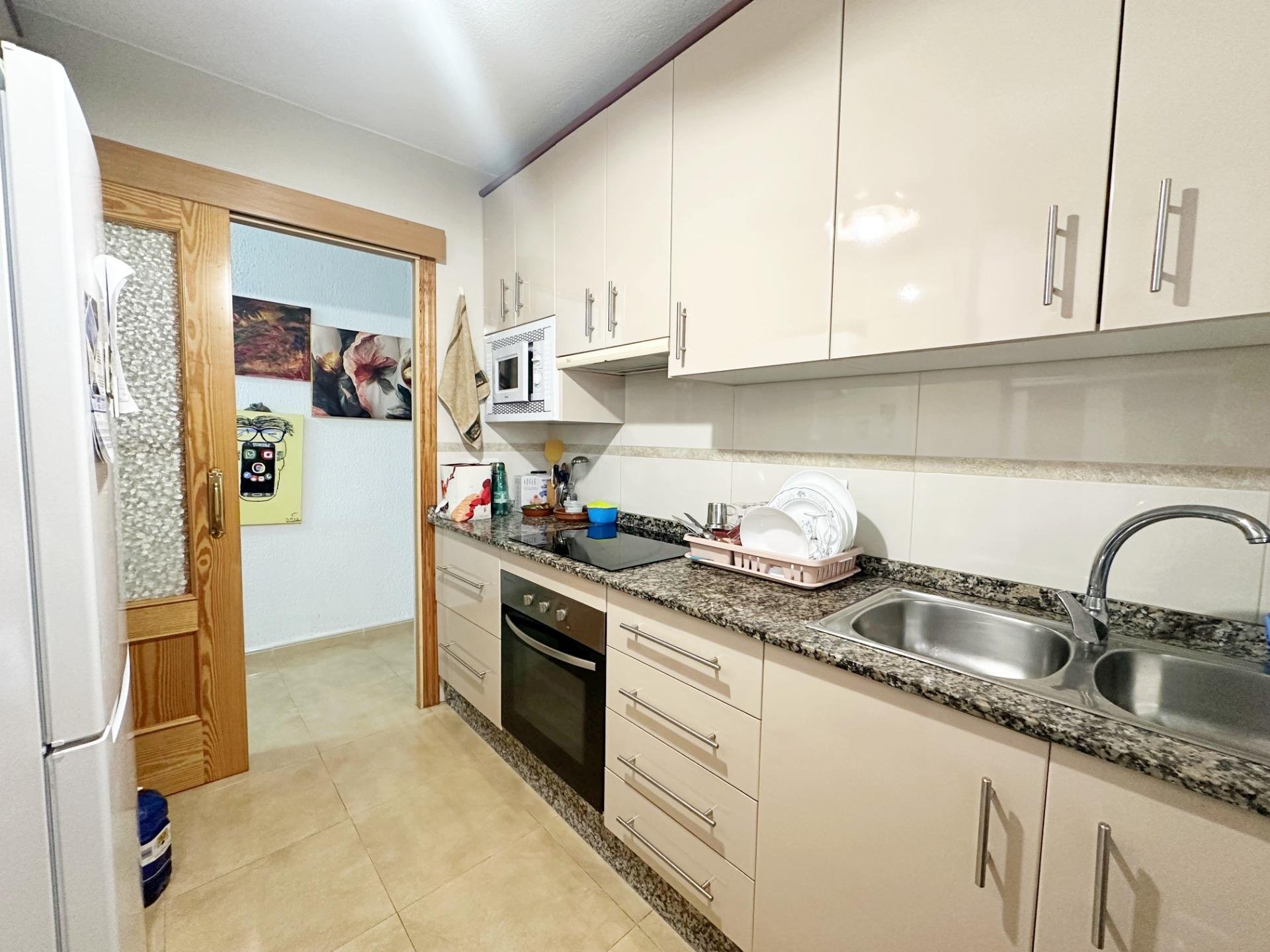 Apartamento en Torrevieja, Alicante, España 3 dormitorios, 86 m2 No. 196823