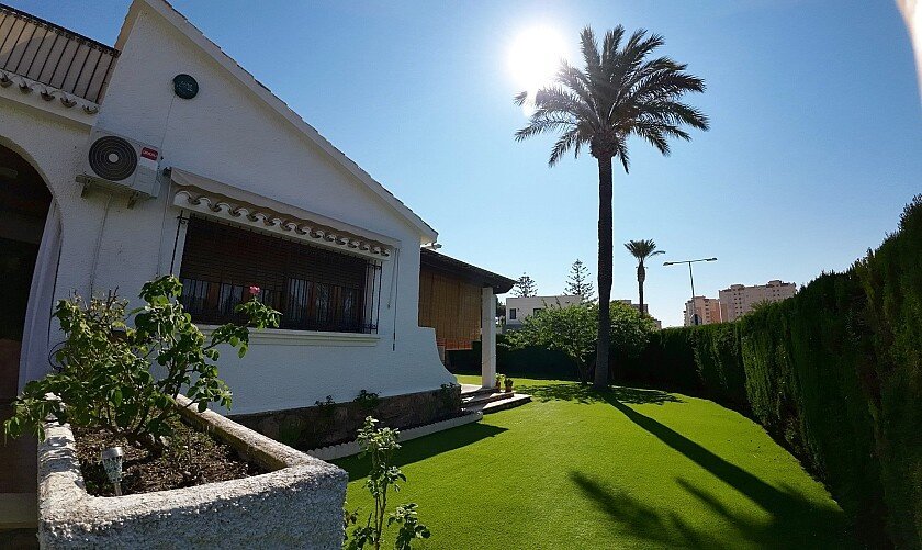 Bungalo Dehesa De Campoamor, Alicante, Spānijā 5 istabas, 750 m2 Nr. 103356